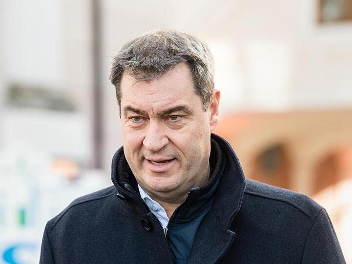 Markus Söder (CSU) gibt ein Statement vor der Presse ab. Foto: Matthias Balk/dpa