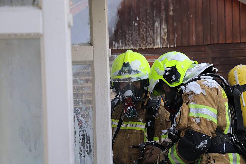 Bei dem Brand in Unterschleißheim war die Feuerwehr mit 32 Einsatzkräften vor Ort. 