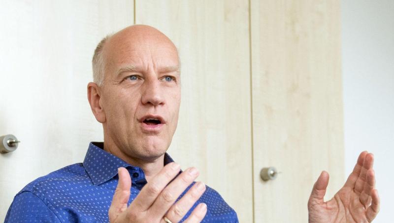 Sieht Geisterspiele in der Bundesliga kritisch: Der Virologe Ulf Dittmer. Sieht Geisterspiele in der Bundesliga kritisch: Der Virologe Ulf Dittmer.