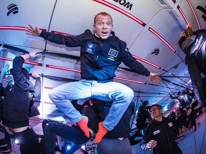 Abgehoben: Turn-Olympiasieger Fabian Hambüchen.