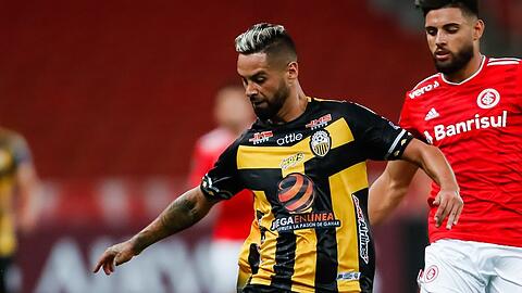 Trauert um seine Frau und seine beiden Kinder: Fu&szlig;ball-Profi Lucas Trejo.