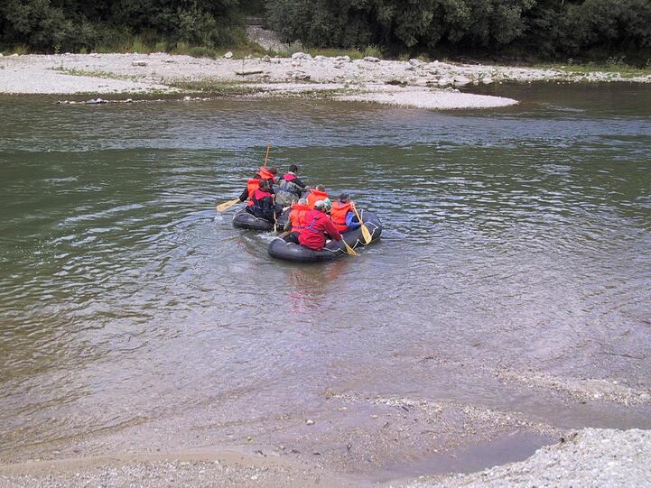 Bootsfahrer auf der Isar sollten momentan besonders vorsichtig sein.