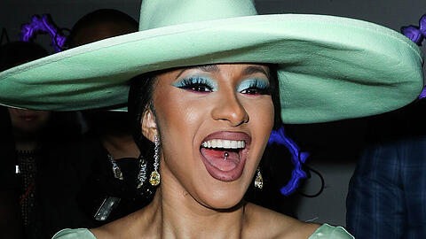 Rapperin Cardi B wird von "Billboard" als "Woman of the Year" ausgezeichnet.