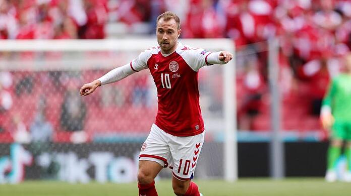 Befindet sich nach seinem Zusammenbruch in einem stabilen Zustand: Dänemarks Christian Eriksen.
