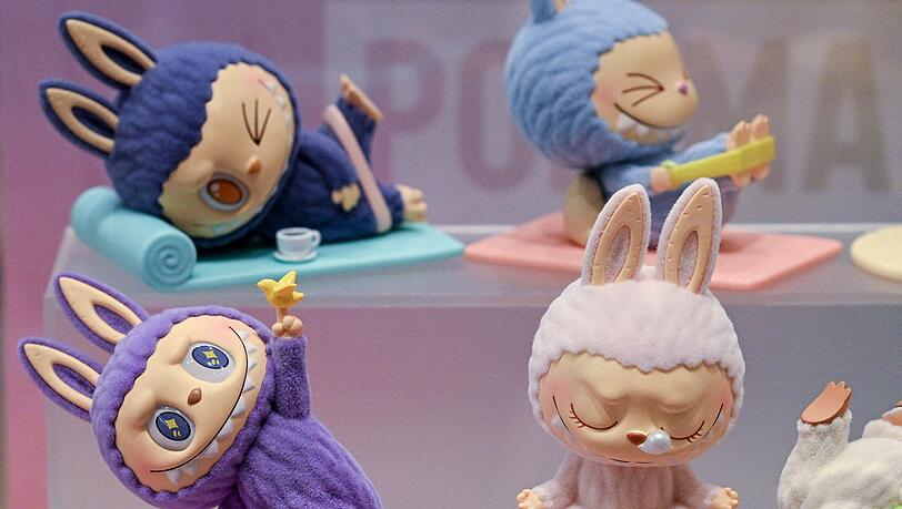 Labubu-Pl&uuml;schfiguren sind bei Sammlern begehrt. Nun ist auch ein Film &uuml;ber das Monster geplant. (Archivbild)
