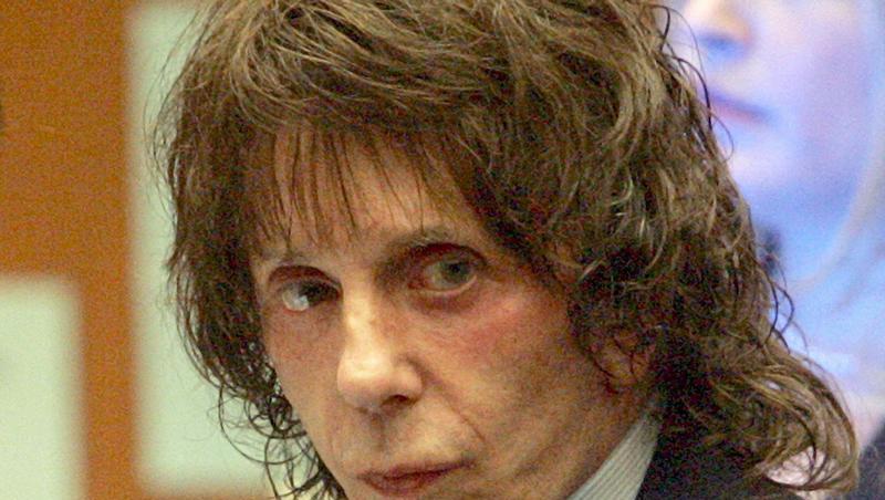 Das Gericht befand Phil Spector für schuldig. Das Gericht befand Phil Spector für schuldig.