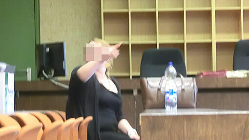 Der 33-jährigen Gewalttäterin droht jetzt die Unterbringung in der Psychatrie. Der 33-jährigen Gewalttäterin droht jetzt die Unterbringung in der Psychatrie.