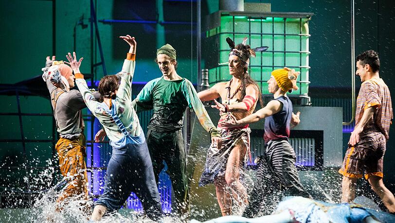 Matteo Carvone (Michael), Sandra Salietti (Wendy), Russell Lepley (Peter Pan), Anna Calvo (Tinkerbell), Javier Ubell (John) Matteo Carvone (Michael), Sandra Salietti (Wendy), Russell Lepley (Peter Pan), Anna Calvo (Tinkerbell), Javier Ubell (John)