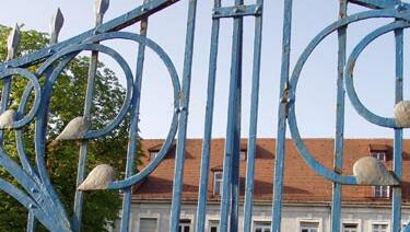 Lokal-Kolorit spielt im Krimi eine wichtige Rolle. Lokal-Kolorit spielt im Krimi eine wichtige Rolle.