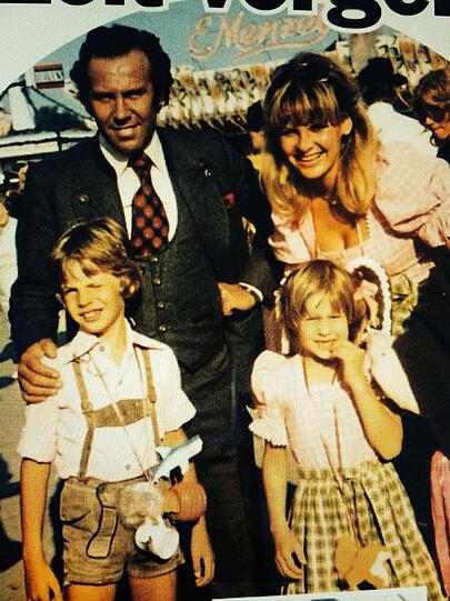 Ein Bild aus dem Jahr 1980: Die Steinberg-Familie auf der Wiesn.