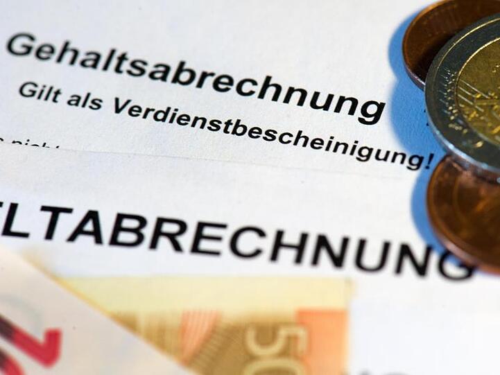 Der Internationale Währungsfonds IWF fordert höhere Löhne und Gehälter in Deutschland.