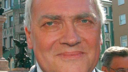 K.o.-Schläger für die Genossen: Bayerns DGB-Chef Schösser. K.o.-Schläger für die Genossen: Bayerns DGB-Chef Schösser.
