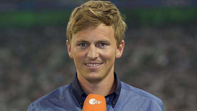 Hier morderiert Jochen Breyer noch den UEFA-Super Cup Hier morderiert Jochen Breyer noch den UEFA-Super Cup
