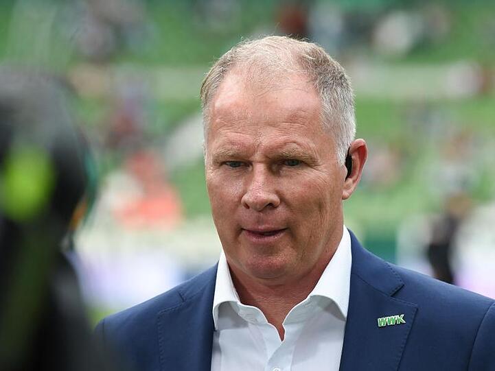 Sieht in dieser Saison eine ausgeglichene Bundesliga: FCA-Manager Stefan Reuter.