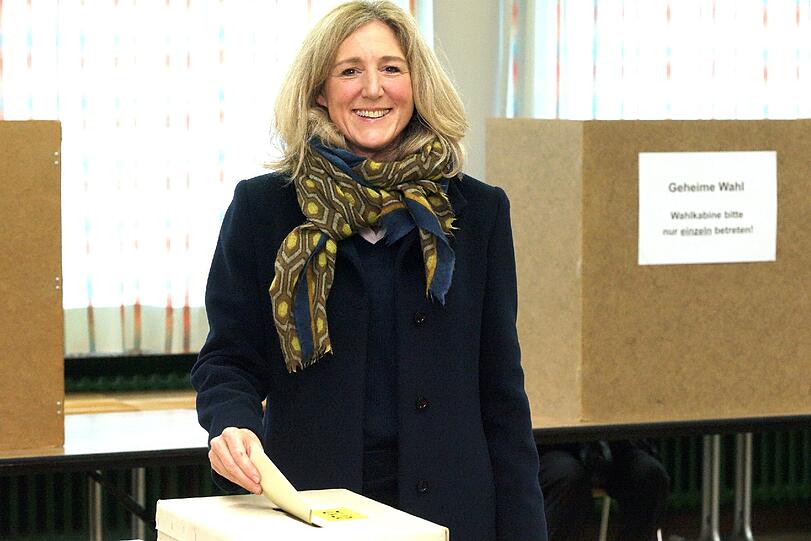 Kommunalwahl 2014: Sabine Nallinger gibt ihre Stimme ab