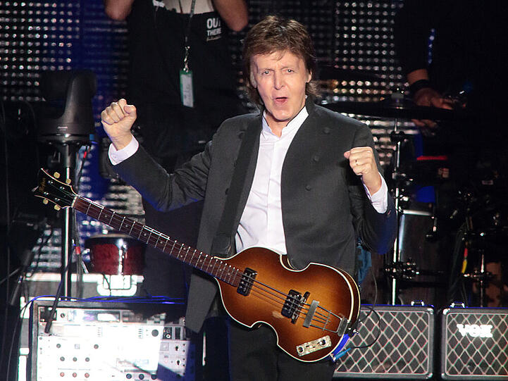 Paul McCartney bei einem Festivalauftritt im Juni 2015