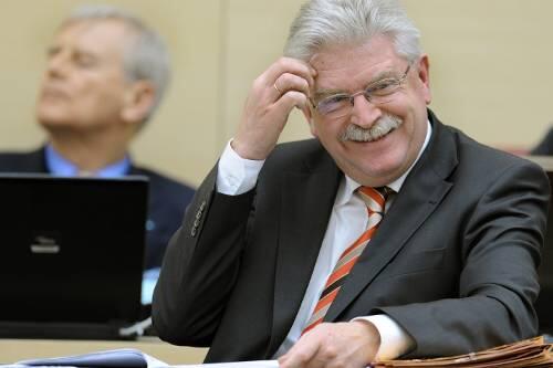 Weniger Bürokratie, damit Arbeitsplätze gesichert werden: Der bayerische Wirtschaftsminister Martin Zeil.