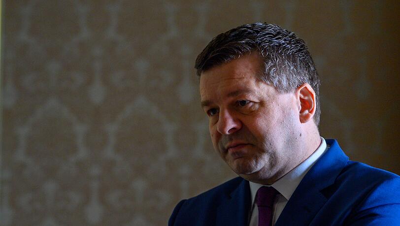 "Trauen uns die Menschen vollumf&auml;nglich zu, die Probleme der Zukunft zu l&ouml;sen? Und da m&uuml;ssen wir eingestehen: Im Moment ist das nicht der Fall, sonst h&auml;tten wir bessere Zustimmungswerte", sagt der CDU-Politiker Sven Schulze. (Archivbild)