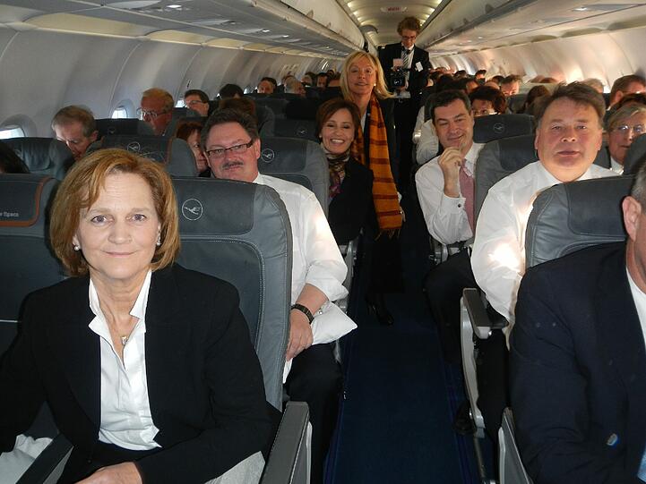 Eine bayerische Delegation besucht den Papst und gratuliert zum Geburtstag. Die AZ war für Sie in Rom. Die Bilder.