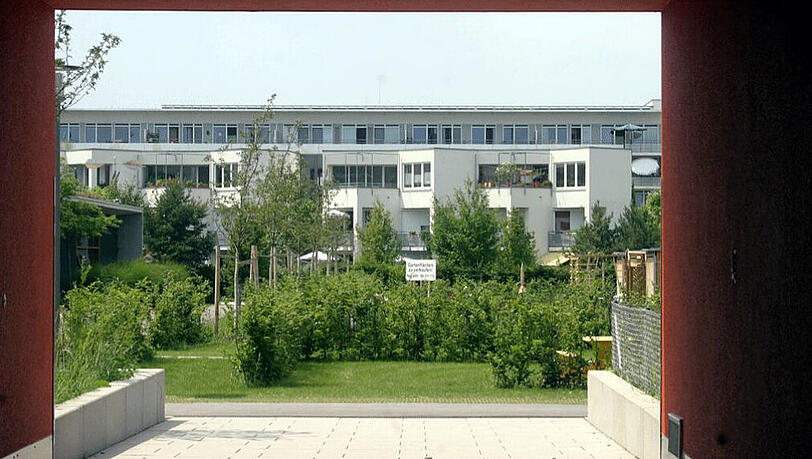 Blick in einen Riemer Hof. Die Messestadt gilt als Ärzte-unterversorgt. Blick in einen Riemer Hof. Die Messestadt gilt als Ärzte-unterversorgt.