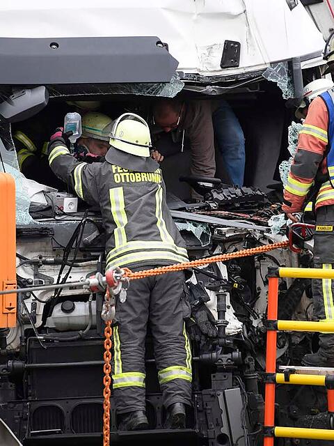 Auffahrunfall auf der A99 bei Ottobrunn