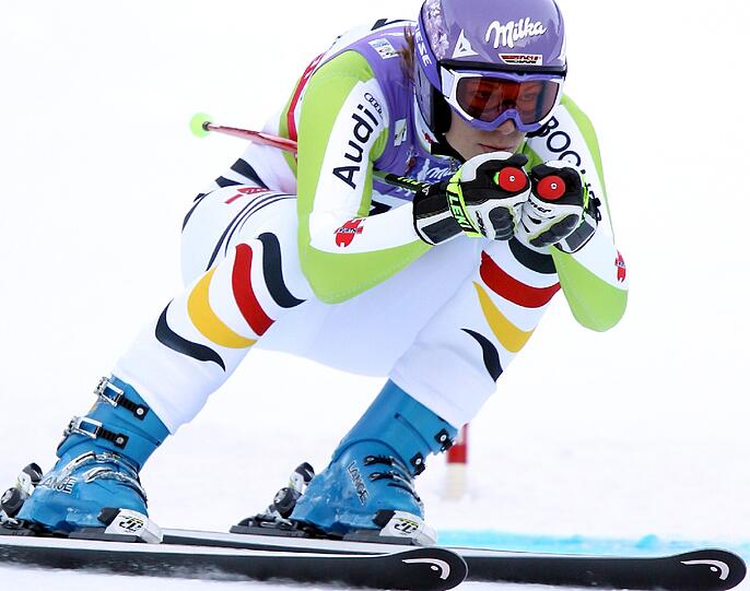 13. Februar: Bei den alpinen Ski-Weltmeisterschaften in Garmisch-Partenkirchen gewinnt Maria Riesch in der Abfahrt Bronze.