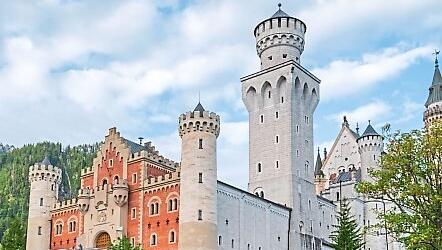Weckt es bei Trump Interesse? Schloss Neuschwanstein. Weckt es bei Trump Interesse? Schloss Neuschwanstein.
