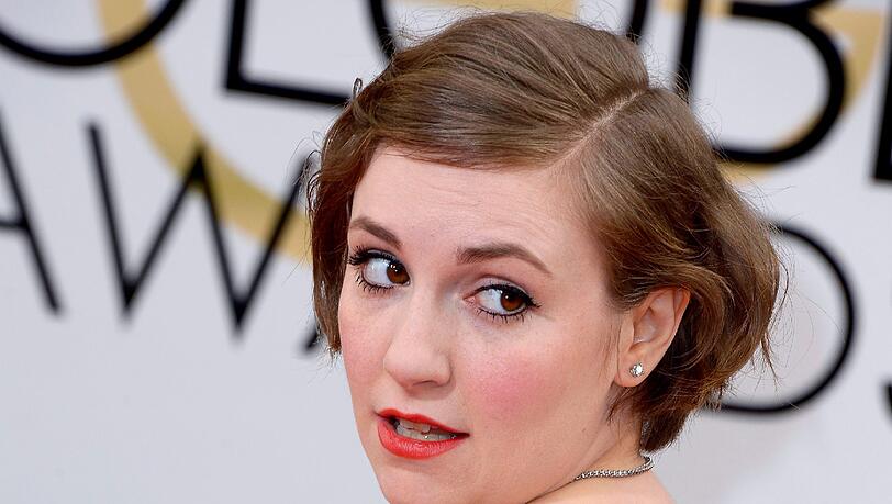 Lena Dunham singt bei Taylor Swifts Song "Out Of The Woods" mit Lena Dunham singt bei Taylor Swifts Song "Out Of The Woods" mit