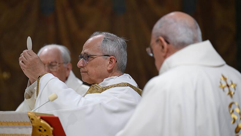 Der neue Papst Leo XIV. hat vor KI gewarnt.
