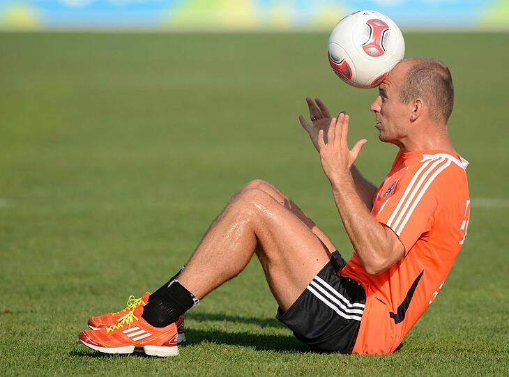 Den Donnerstagnachmittag gibt Trainer Heynckes seinen Spielern frei. Am Mittwoch mussten sie dafür bei strahlendem Sonnenschein ordentlich schwitzen - und nahmen's gelassen.