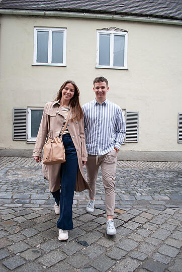 Modische Young Fashion.