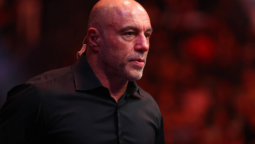 Podcaster Joe Rogan hat sich für die Wahl von Donald Trump nach einem Gespräch mit Elon Musk ausgesprochen. Podcaster Joe Rogan hat sich für die Wahl von Donald Trump nach einem Gespräch mit Elon Musk ausgesprochen.