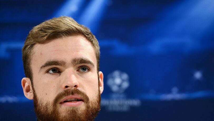 Schalke 04 will keine sechs Millionen für den ausgeliehen Bayern-Spieler Jan Kichhoff zahlen