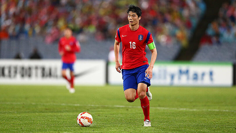 Sung-yong Ki gilt als Führungsfigur. Der technisch versierte Mittelfeldspieler von Swansea City spielt seit sechs Jahren in der Premier League. Sung-yong Ki gilt als Führungsfigur. Der technisch versierte Mittelfeldspieler von Swansea City spielt seit sechs Jahren in der Premier League.