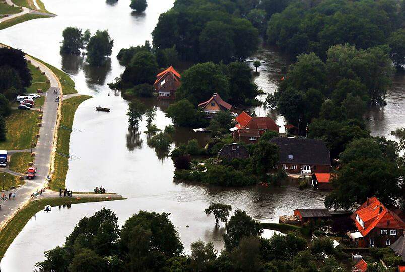 Die aktuellen Aufnahmen aus den Hochwassergebieten in Norddeutschland in unserer Bilderstrecke