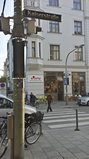 Gelato Burta lockt mit Bio-Eis aus eigener Herstellung nach Schwabing.