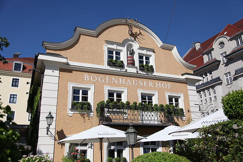 Mit delinski kann man bereits vergünstigt und kurzfristig im Bogenhauserhof Tische reservieren.