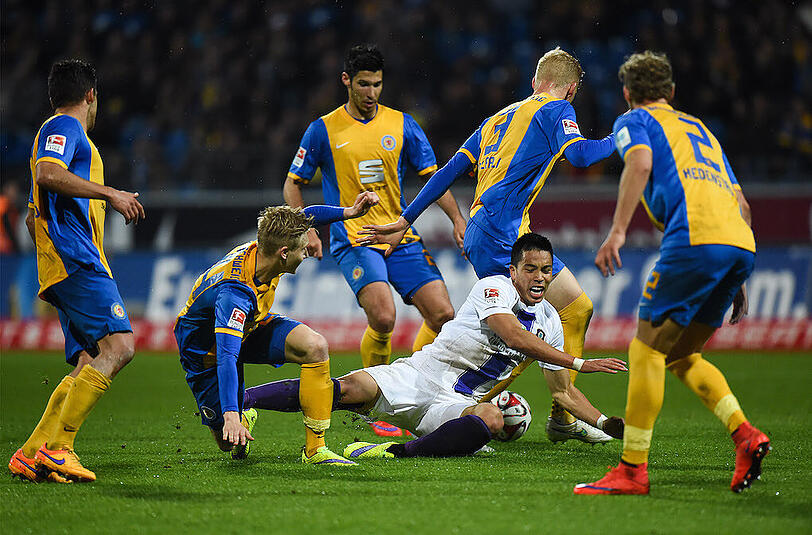 Tor erzielt und doch verloren: Bobby Wood verlor mit Aue in Braunschweig.
