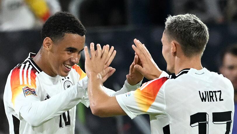 Verstehen sich auf und neben dem Platz bestens: Florian Wirtz und Jamal Musiala. Verstehen sich auf und neben dem Platz bestens: Florian Wirtz und Jamal Musiala.
