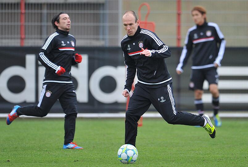 Ob Mario Gomez, Franck Ribery oder Bastian Schweinsteiger - die Bayern geben beim Abschlusstraining vor dem Rückspiel gegen Basel in der Säbener Straße nochmal Gas - hier die Bilder...