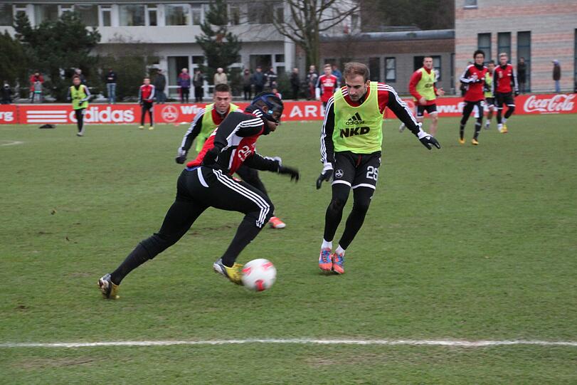 Am Nachmittag kam dann der Ball ins Spiel. Programmpunkte: Spielzüge und Taktik.