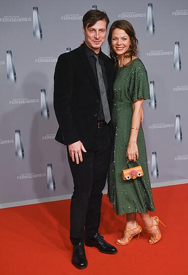 Nach zehn Jahren Beziehung haben sich Schauspielerin Jessica Schwarz und Karkus Selikovsky im Sommer getrennt. Das Liebe-Aus wurde erst im Herbst bekannt.