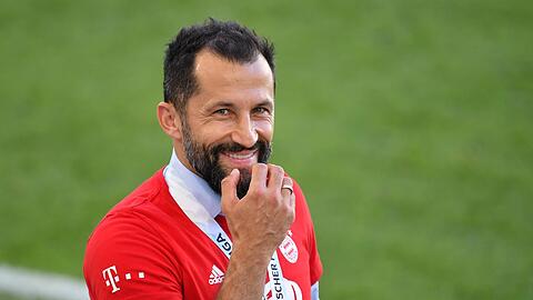 Hasan Salihamidzic rückt am Mittwoch in den Vorstand des FC Bayern auf.