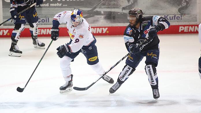 Fehlt dem EHC nun in einigen Spielen: Ben Street (l.).