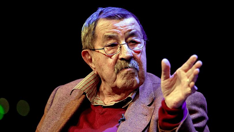 Günter Grass rechnet nicht damit, dass das Friedensabkommen von Minsk dauerhaft hält. Günter Grass rechnet nicht damit, dass das Friedensabkommen von Minsk dauerhaft hält.