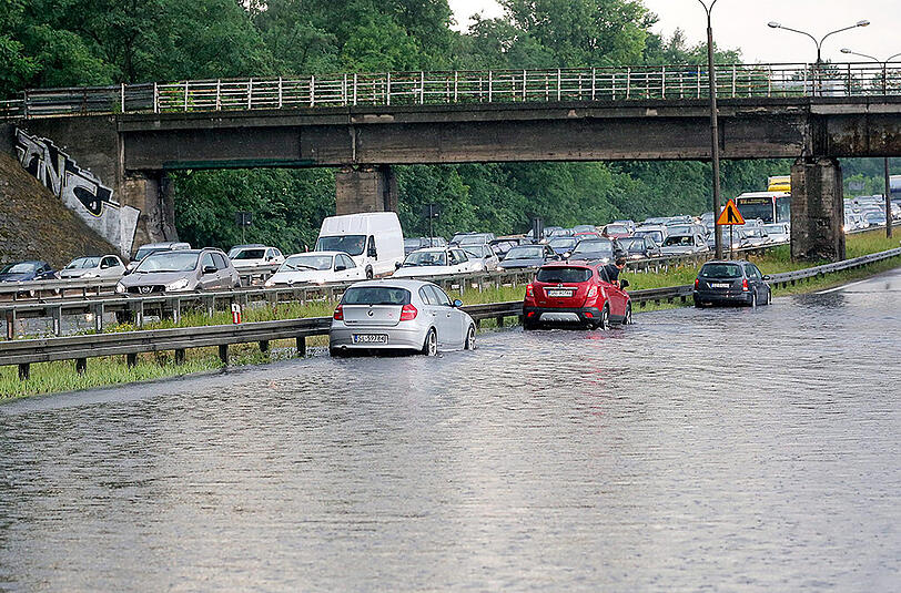 Heftige Unwetter haben in Polen zu Überschwemmungen und Verwüstungen geführt.