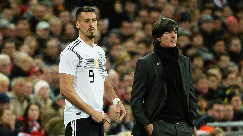 Zerstritten: Sandro Wagner (li.) vom FC Bayern und Bundestrainer Joachim Löw.