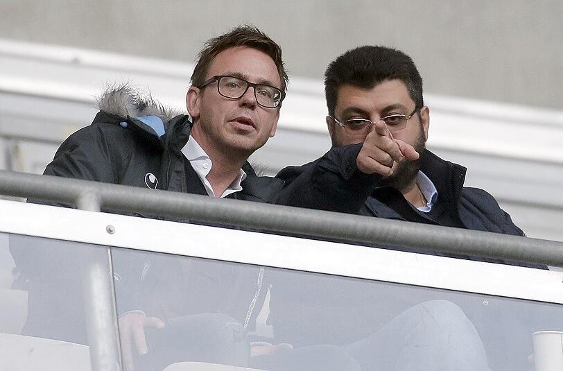 Markus Rejek im Gespräch mit 1860-Investor Hasan Ismaik.