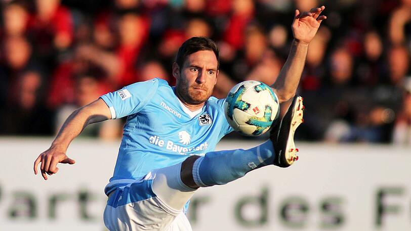 MARKUS ZIEREIS NOTE 4 (Archivbild): Nach Oberschenkelverletzung rechtzeitig wieder fit, um im letzten Spiel in Bayreuth Spielpraxis zu sammeln und jetzt in der Startelf zu stehen. Wenig im Spiel.