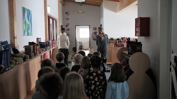 50 Kinder sind beim simulierten Blackout im Kindergarten in Schönau am Königssee. Normalerweise sind es 180.